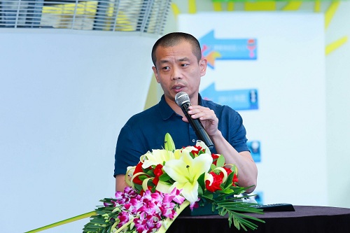 黃學(xué)鈞.jpg 黃學(xué)鈞.jpg